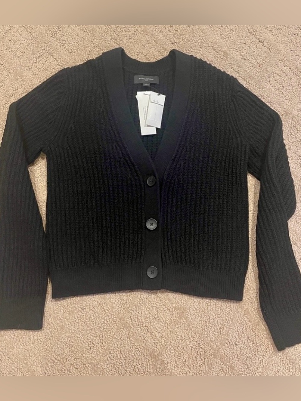 Banana Republic Factory
Black Ribbed V-Neck
Button Cardigan NEW